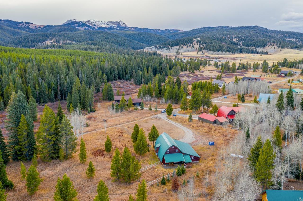 Forest Edge Home West Yellowstone Exterior photo